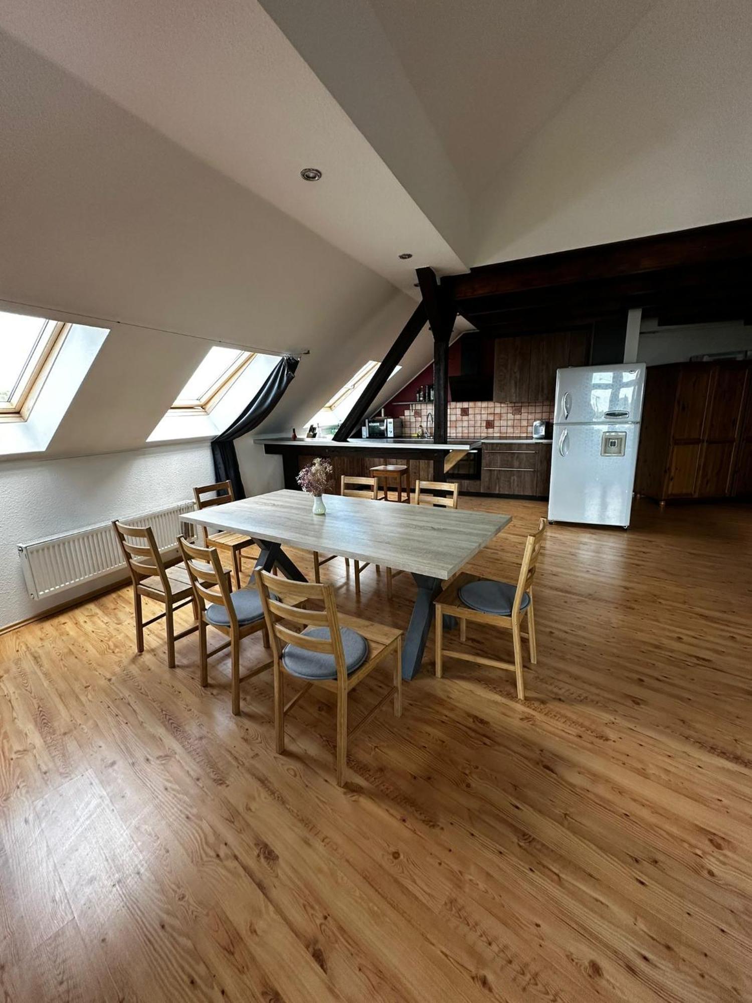 Apartment Emilia *